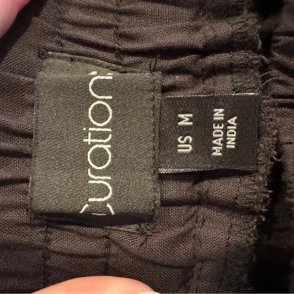 Curations Palazzo Pant with Tulip Hem Pockets in Black Size Medium - Picture 8 of 9